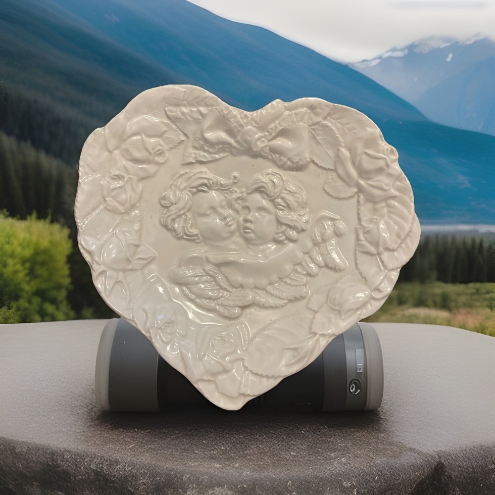 Vintage Heart Shaped Porclaine Plate Dish Raised Cherub Angle Italy‎ #7360 White